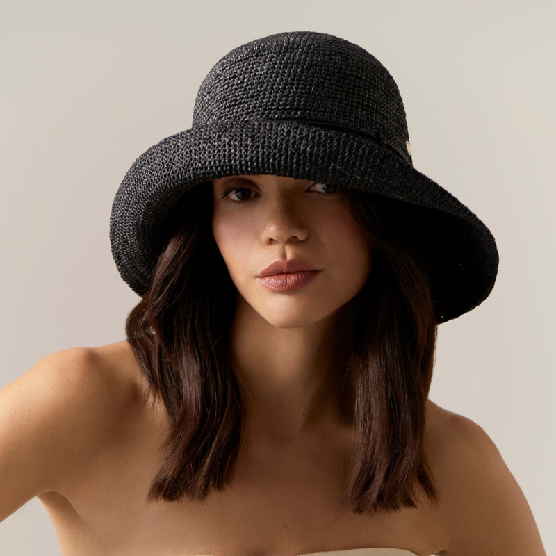 Provence 10 Hat in Charcoal