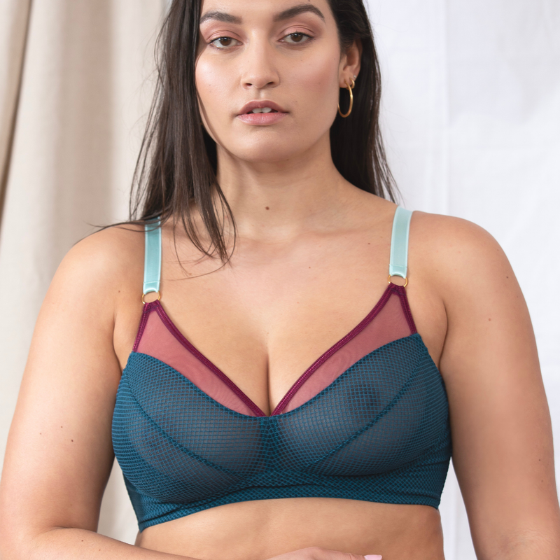 Taking Shape Wirefree Cotton Support Bra In Rose Print